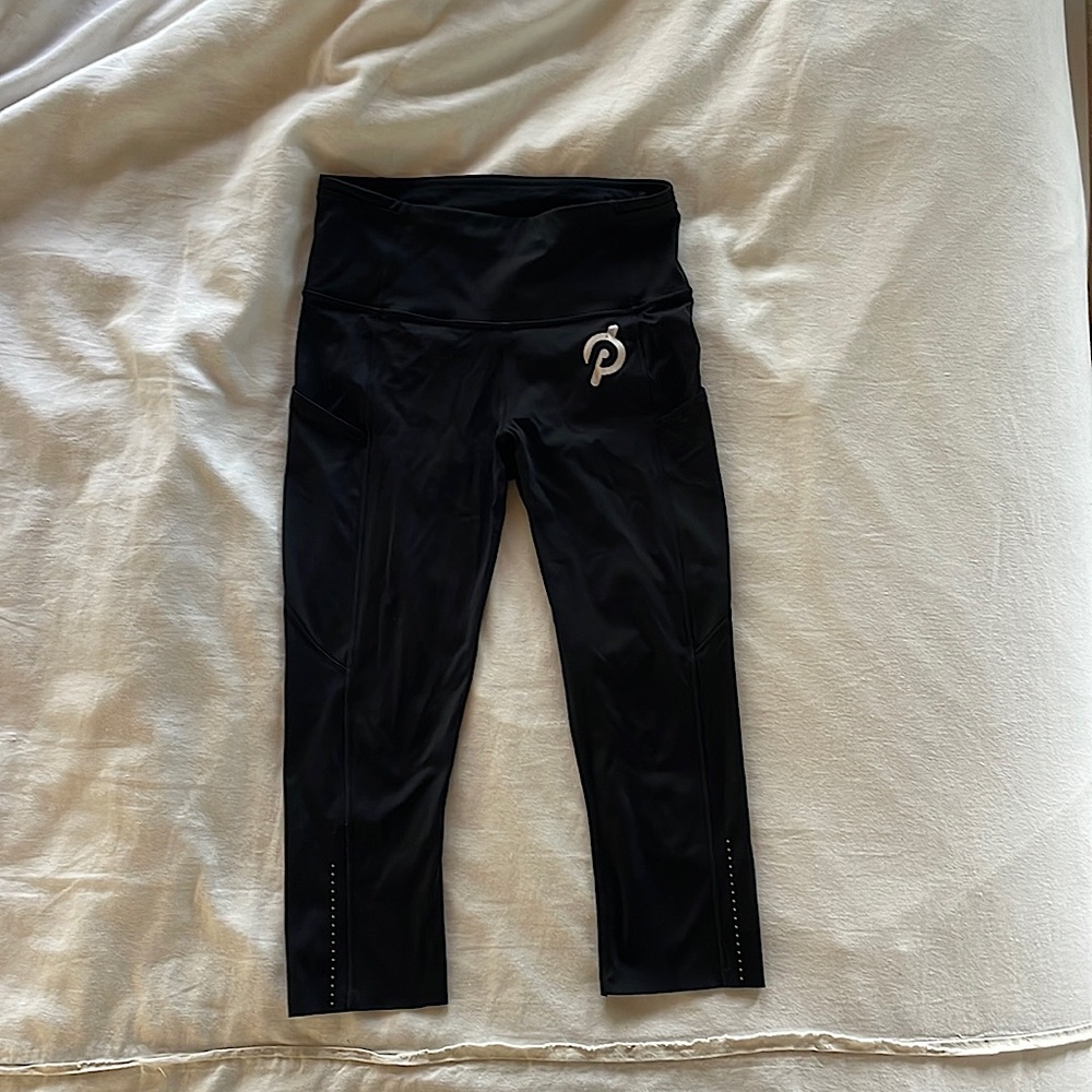 Peloton x Lululemon Workout Leggings. Size small. Black